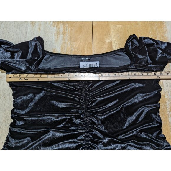Torrid black velvet ruched shirred front off shoulder pull over top sz 3 3X - Picture 10 of 13